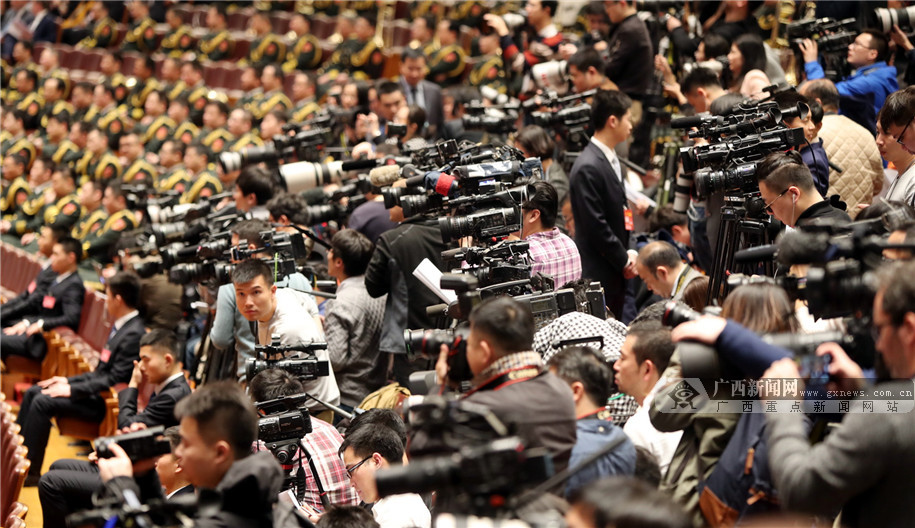 习报道专集_新华网